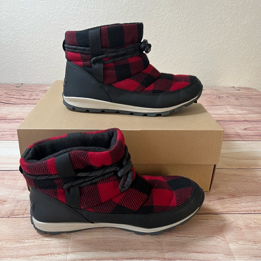 Sorel Whitney Short Boot Red Dahlia Buffalo Plaid Slip On Women’s 9 Waterproof